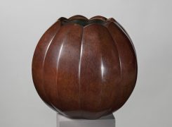 Nakajima Yasumi II (1905-1986), Vase en forme de chrysanthème